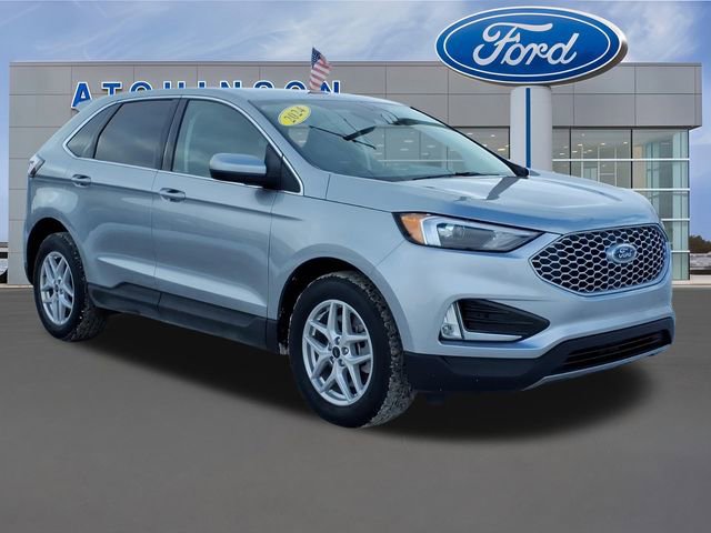 Used 2024 Ford Edge SEL w/ Convenience Package image 3