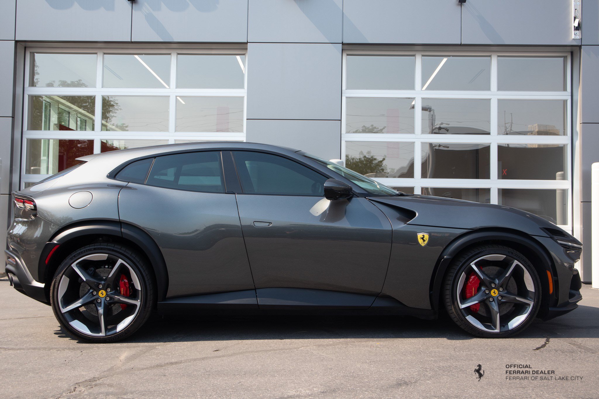 Used 2023 Ferrari Purosangue AWD/4WD image 7