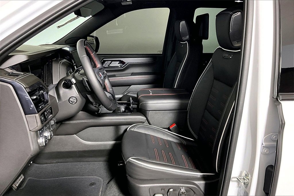 Used 2025 GMC Yukon AT4 Ultimate image 20
