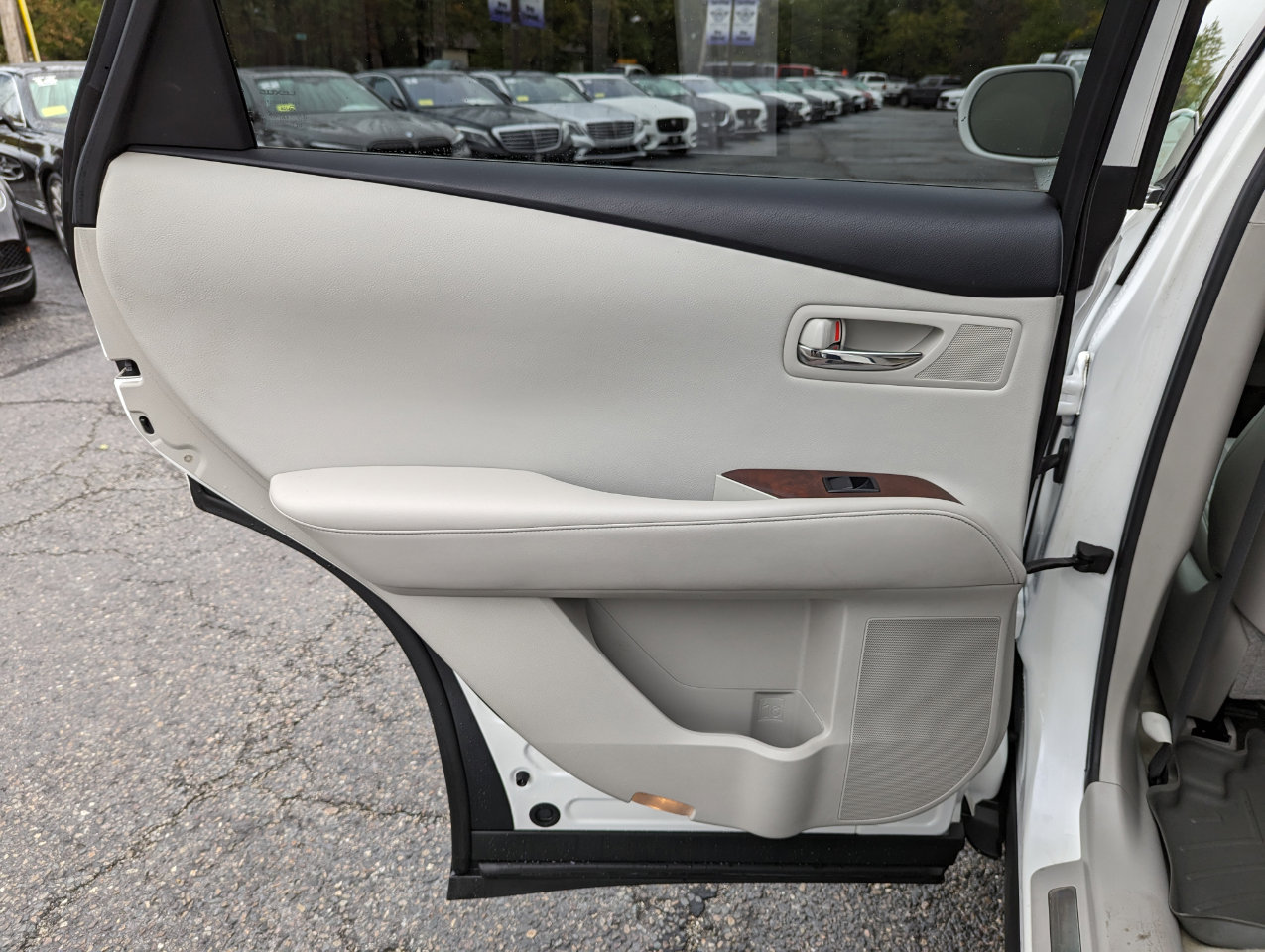 Used 2011 Lexus RX 350 AWD image 36