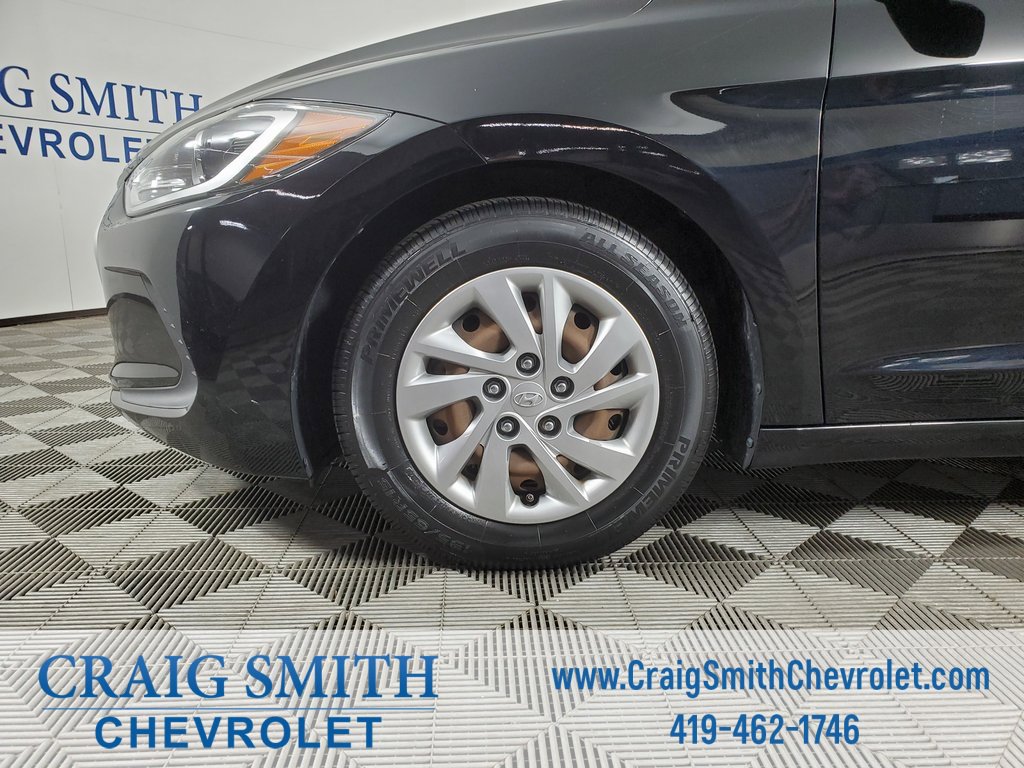 Used 2017 Hyundai Elantra SE w/ Cargo Package image 25
