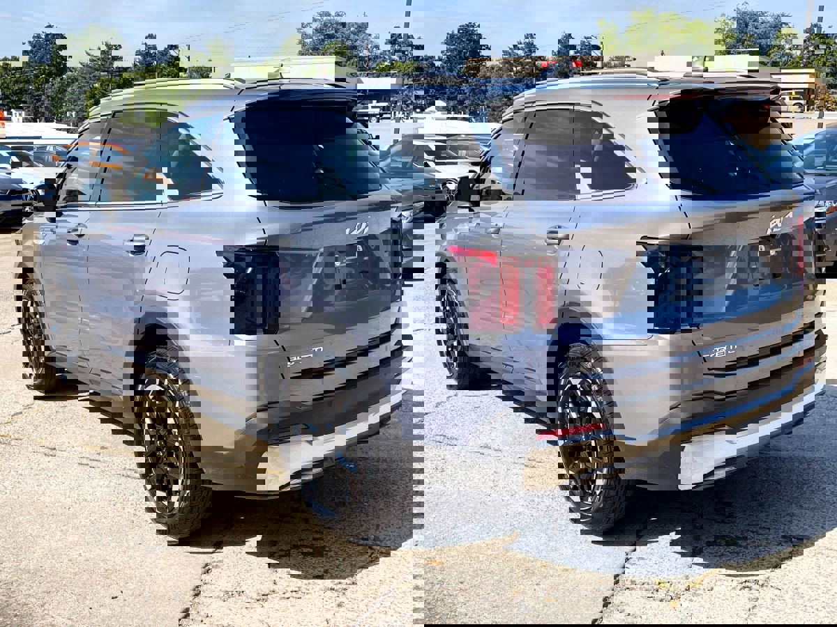 Used 2024 Kia Sorento S w/ Panoramic Sunroof Package image 5