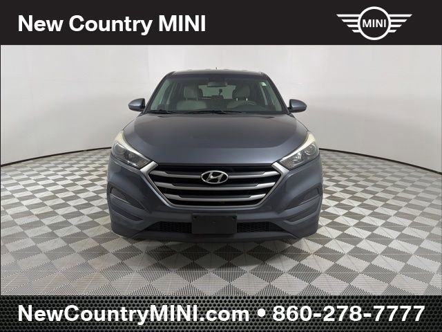 Used 2018 Hyundai Tucson SE image 2