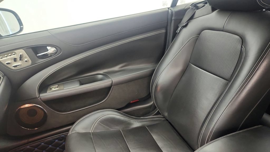 Used 2010 Jaguar XKR R RWD image 23