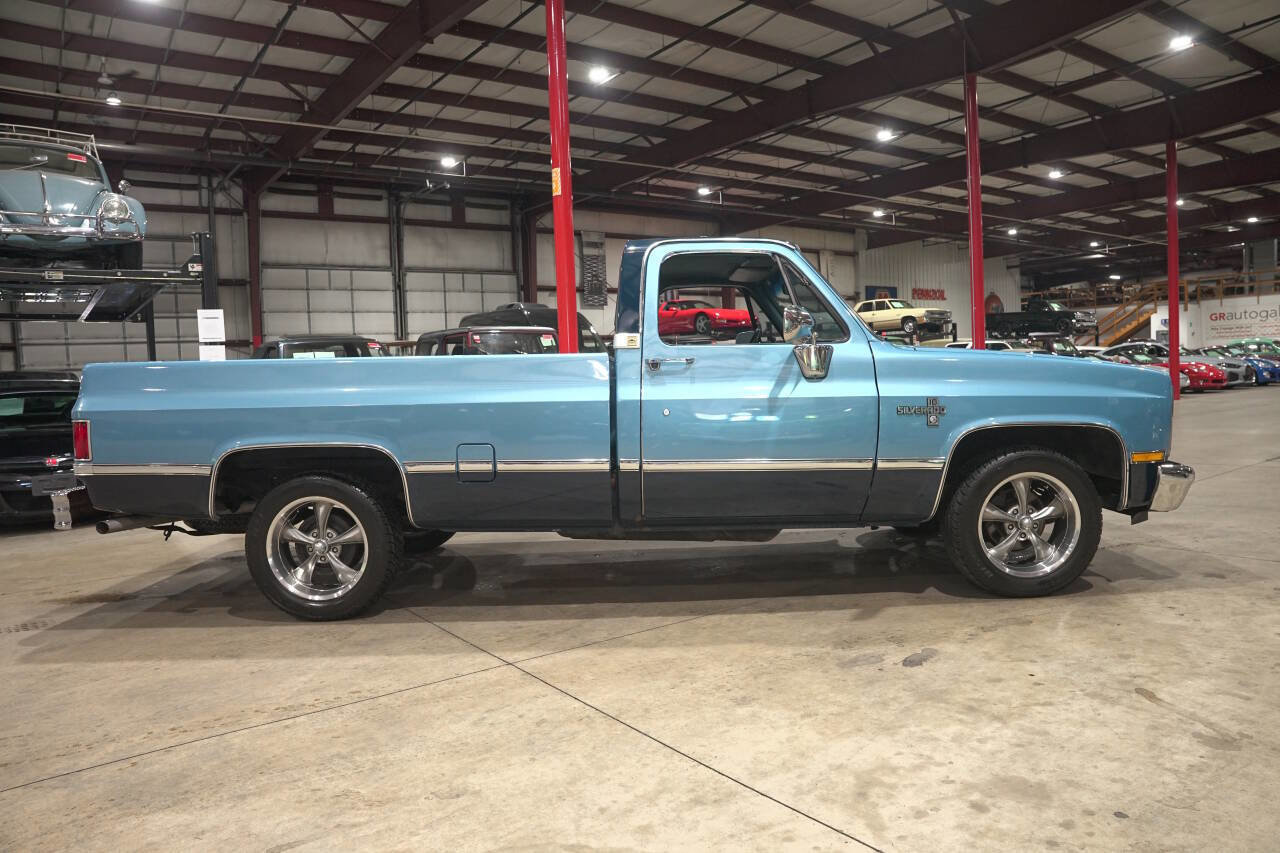 Used 1987 Chevrolet Silverado 1500 1500 RWD image 10