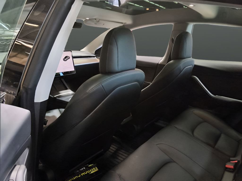 Used 2023 Tesla Model 3 Performance image 26