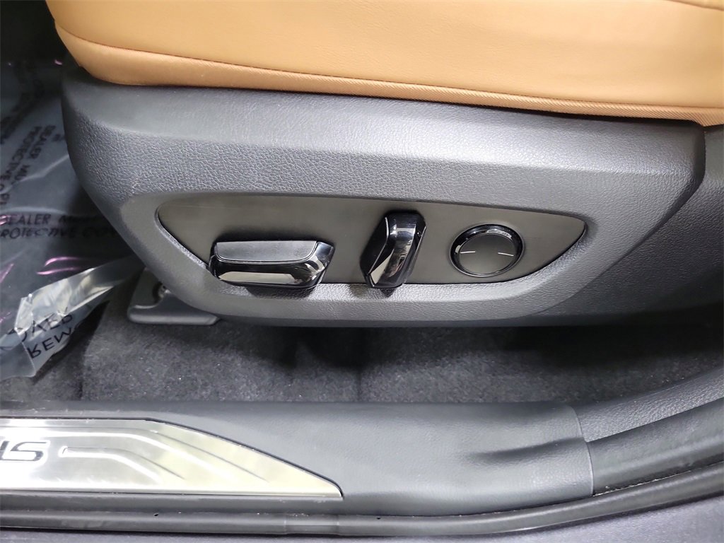 Used 2024 Lexus NX 350h AWD w/ Premium Package image 17