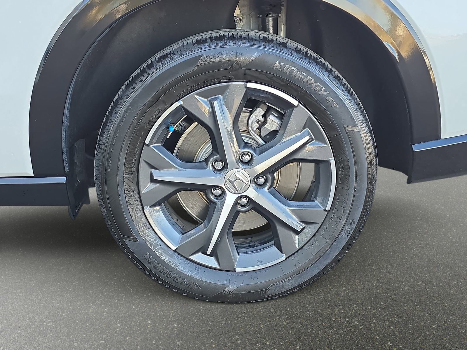 Certified 2024 Honda HR-V EX-L image 29