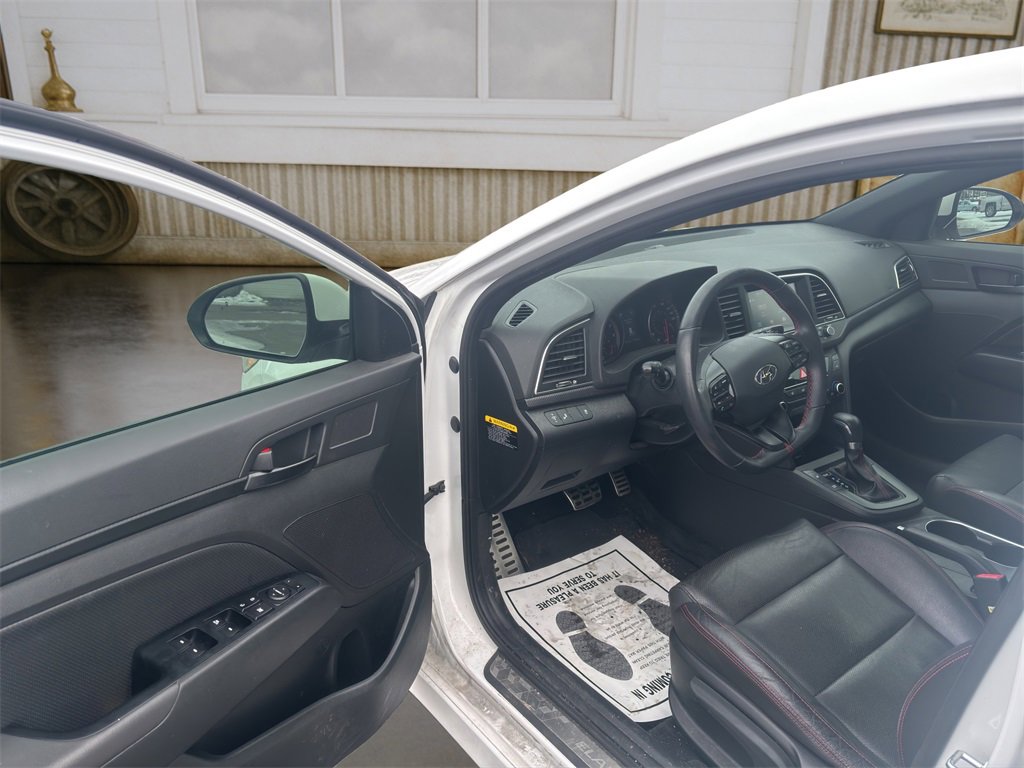 Used 2018 Hyundai Elantra Sport image 17
