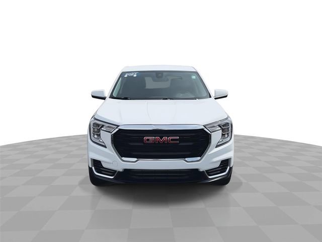 Certified 2024 GMC Terrain SLE FWD image 3