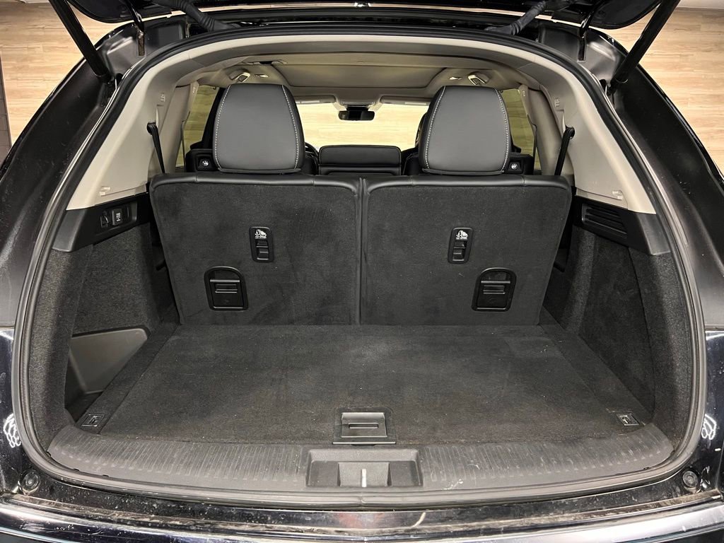 Used 2023 Acura MDX SH-AWD w/ Technology Package image 15