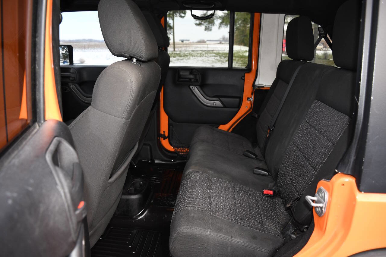 Used 2012 Jeep Wrangler Unlimited Sport image 16