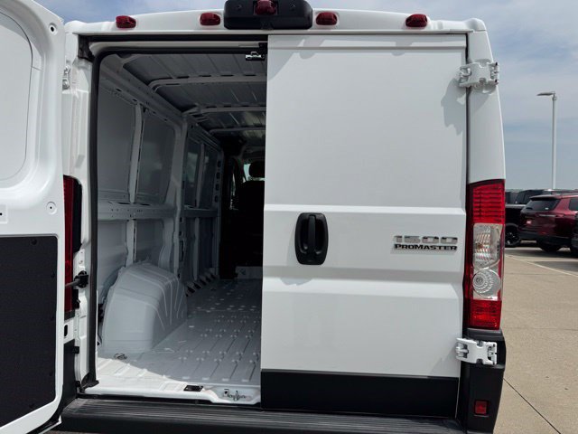 New 2025 RAM ProMaster 1500 w/ Convenience Group FWD image 28