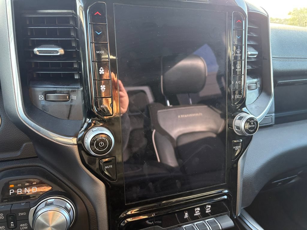 Used 2026 RAM 1500 Laramie AWD/4WD image 16
