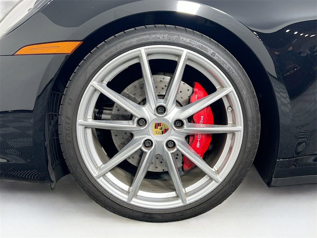 Certified 2020 Porsche 911 Carrera 4S image 32