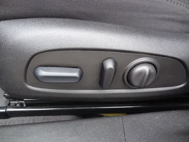Used 2023 Chevrolet Malibu LT FWD image 7