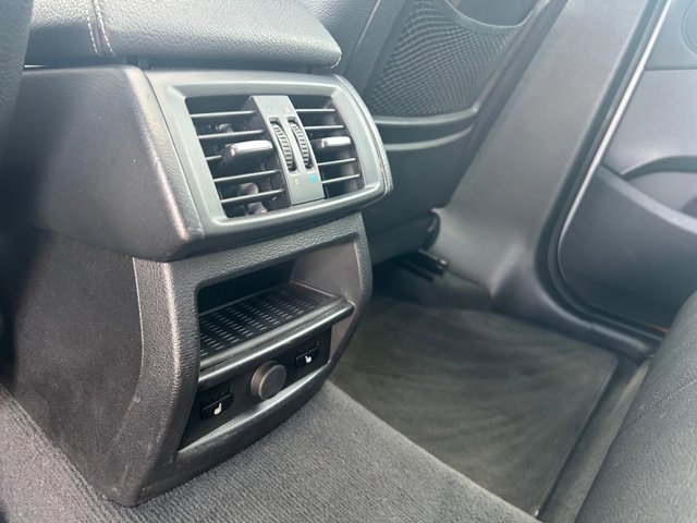 Used 2016 BMW X3 xDrive28i AWD/4WD image 6