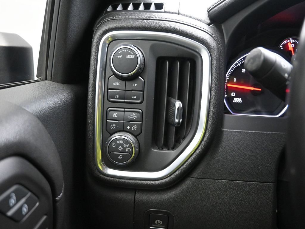 Used 2020 Chevrolet Silverado 2500 LTZ w/ LTZ Plus Package image 17