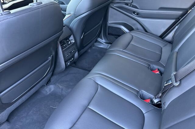 New 2025 Jeep Wagoneer Launch Edition image 9