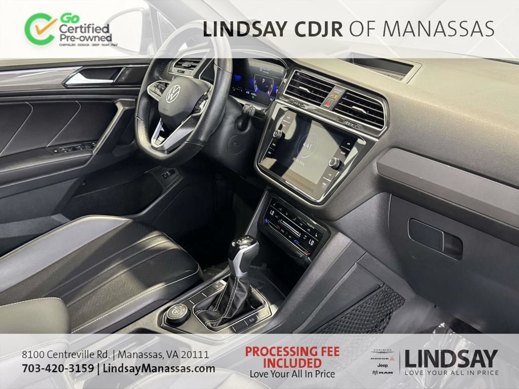 Used 2024 Volkswagen Tiguan SE R-Line AWD/4WD image 11