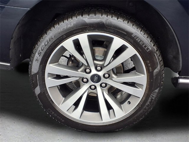 Used 2021 Ford Expedition Limited image 9