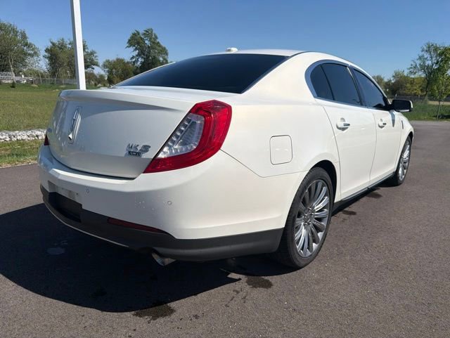 Used 2013 Lincoln MKS AWD image 7