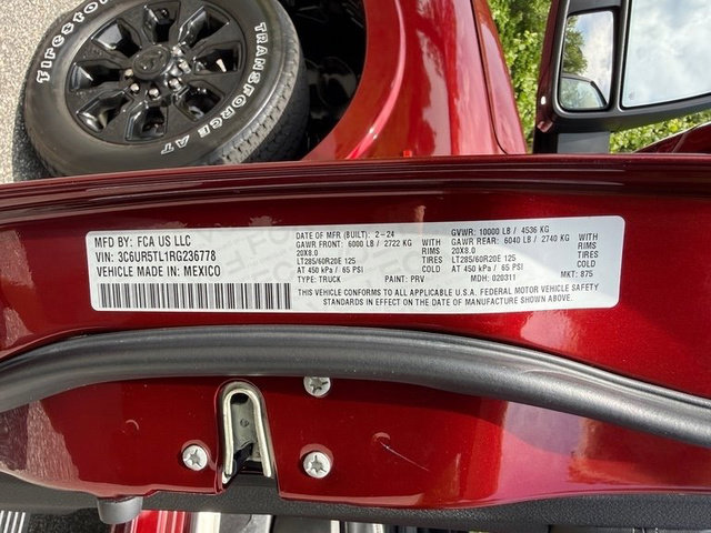 Used 2024 RAM 2500 Limited AWD/4WD image 38