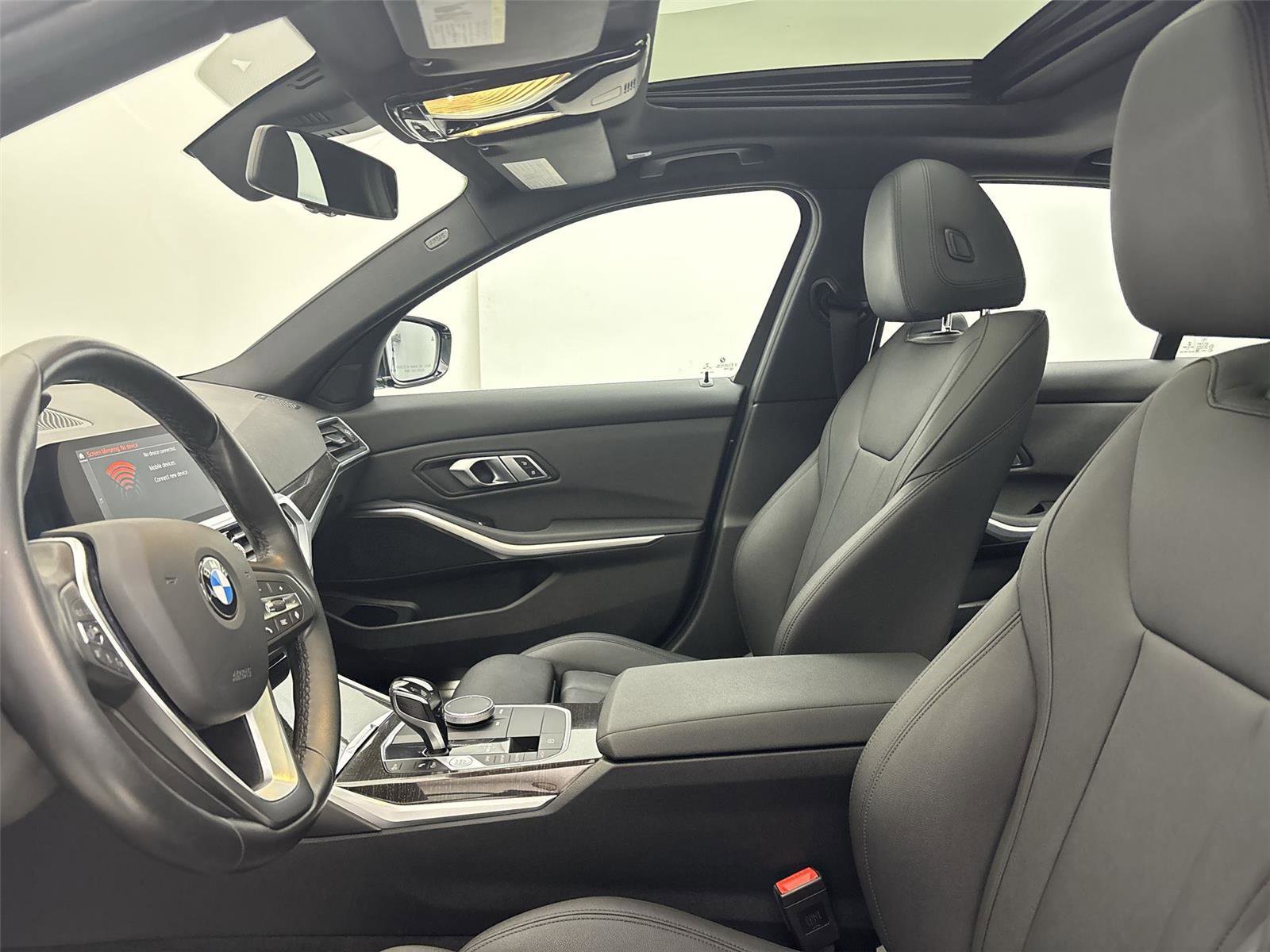 Used 2020 BMW 330i xDrive Sedan w/ Convenience Package image 24