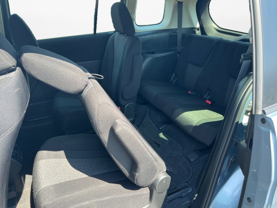 Used 2012 MAZDA MAZDA5 Sport FWD image 16