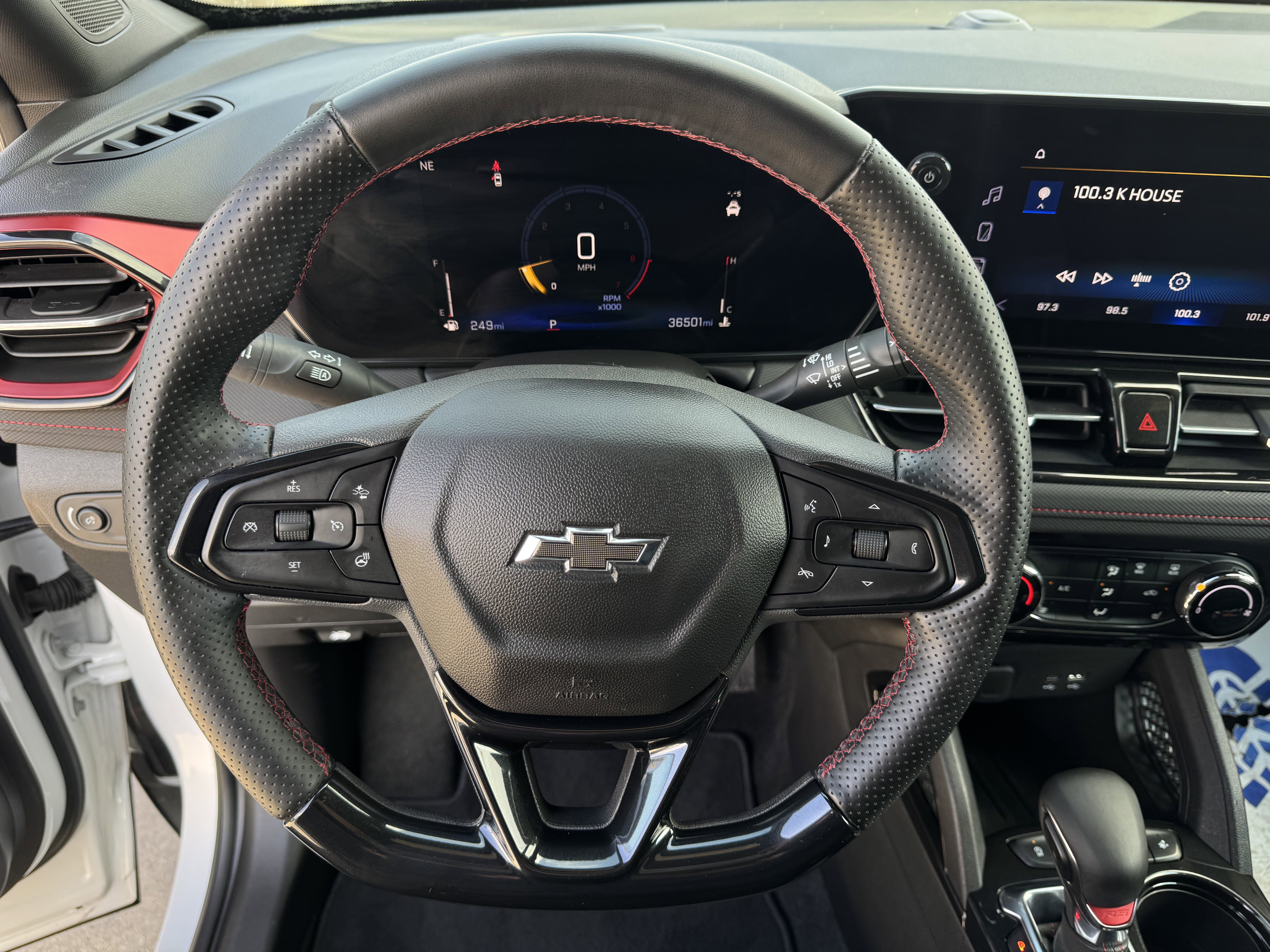 Used 2024 Chevrolet TrailBlazer RS w/ Driver Confidence Package image 18