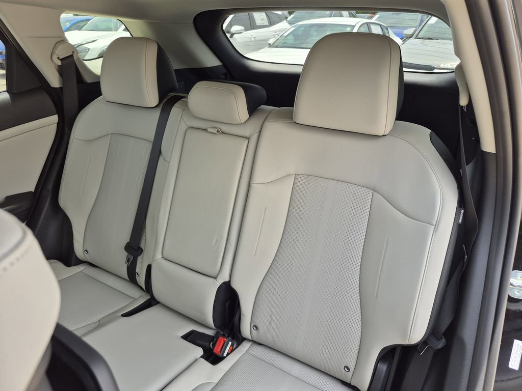New 2026 Kia Sportage EX w/ EX Panorama Roof Package FWD image 18