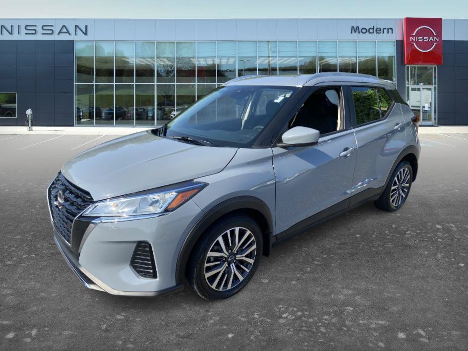 Certified 2022 Nissan Kicks SV FWD image 1