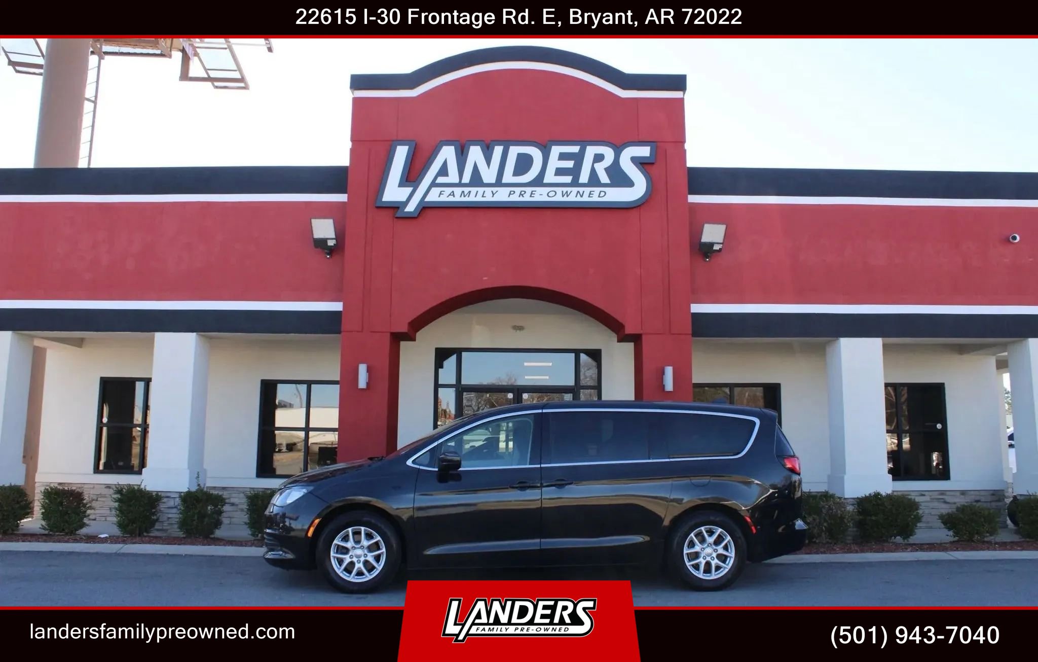 Used 2017 Chrysler Pacifica LX image 1