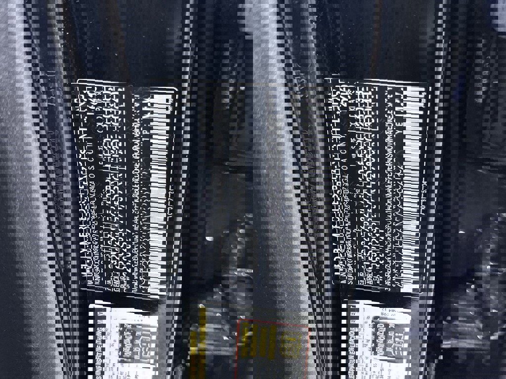 Used 2022 Mercedes-Benz GLE 350 4MATIC w/ Premium Package image 34