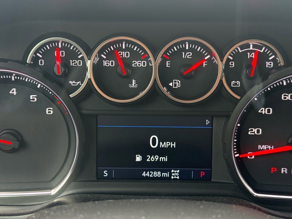 Used 2020 Chevrolet Silverado 1500 LT w/ All-Star Edition image 10