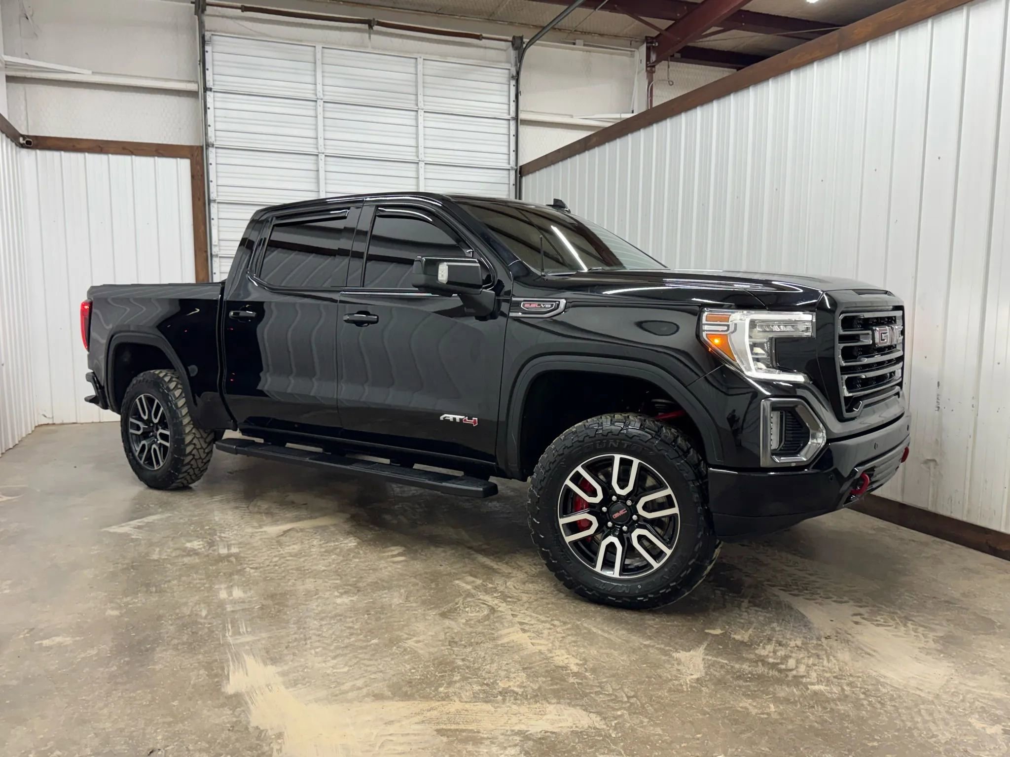 Used 2019 GMC Sierra 1500 AT4 w/ AT4 Premium Package image 9