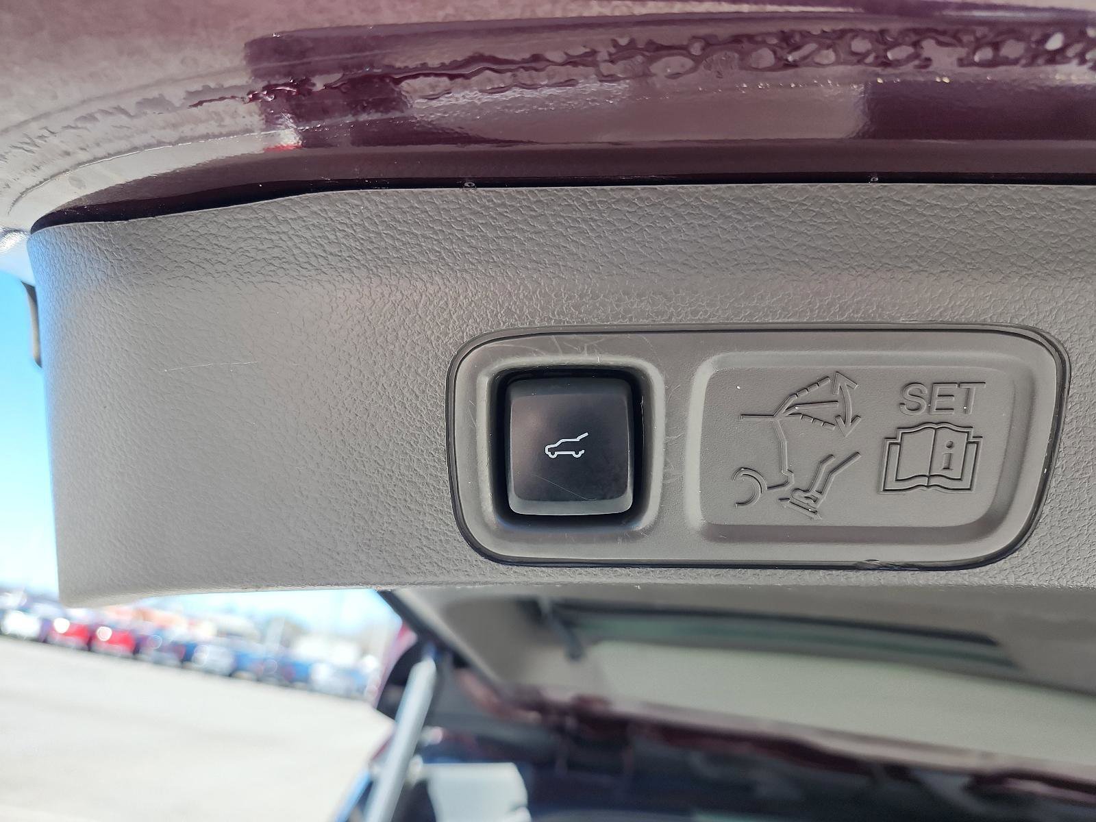 Used 2023 Lincoln Navigator L Reserve image 11