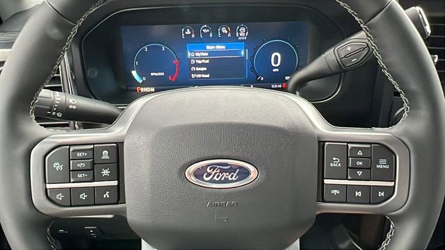 New 2026 Ford F250 Lariat w/ Black Appearance Package image 33