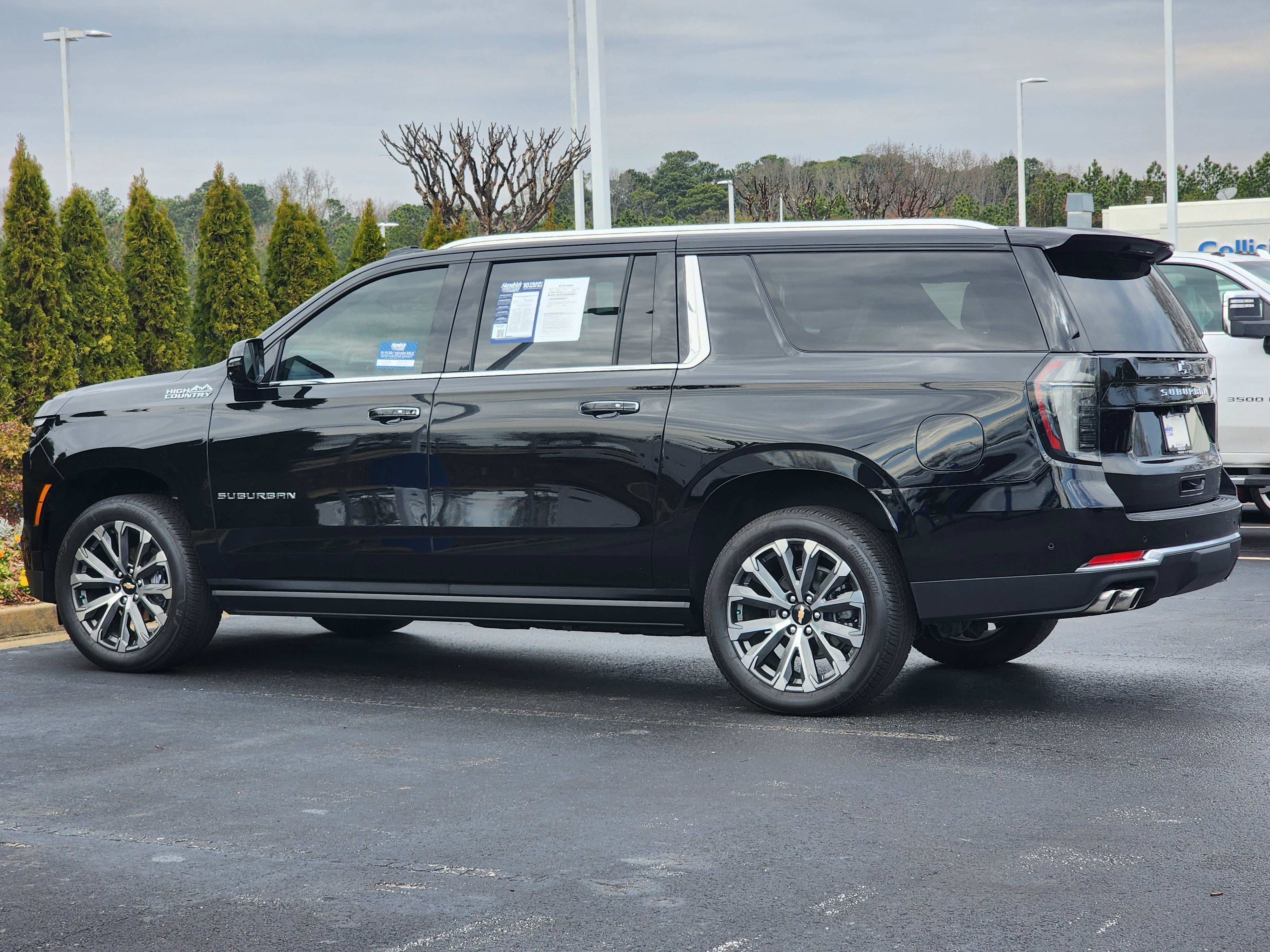 Used 2026 Chevrolet Suburban High Country image 10