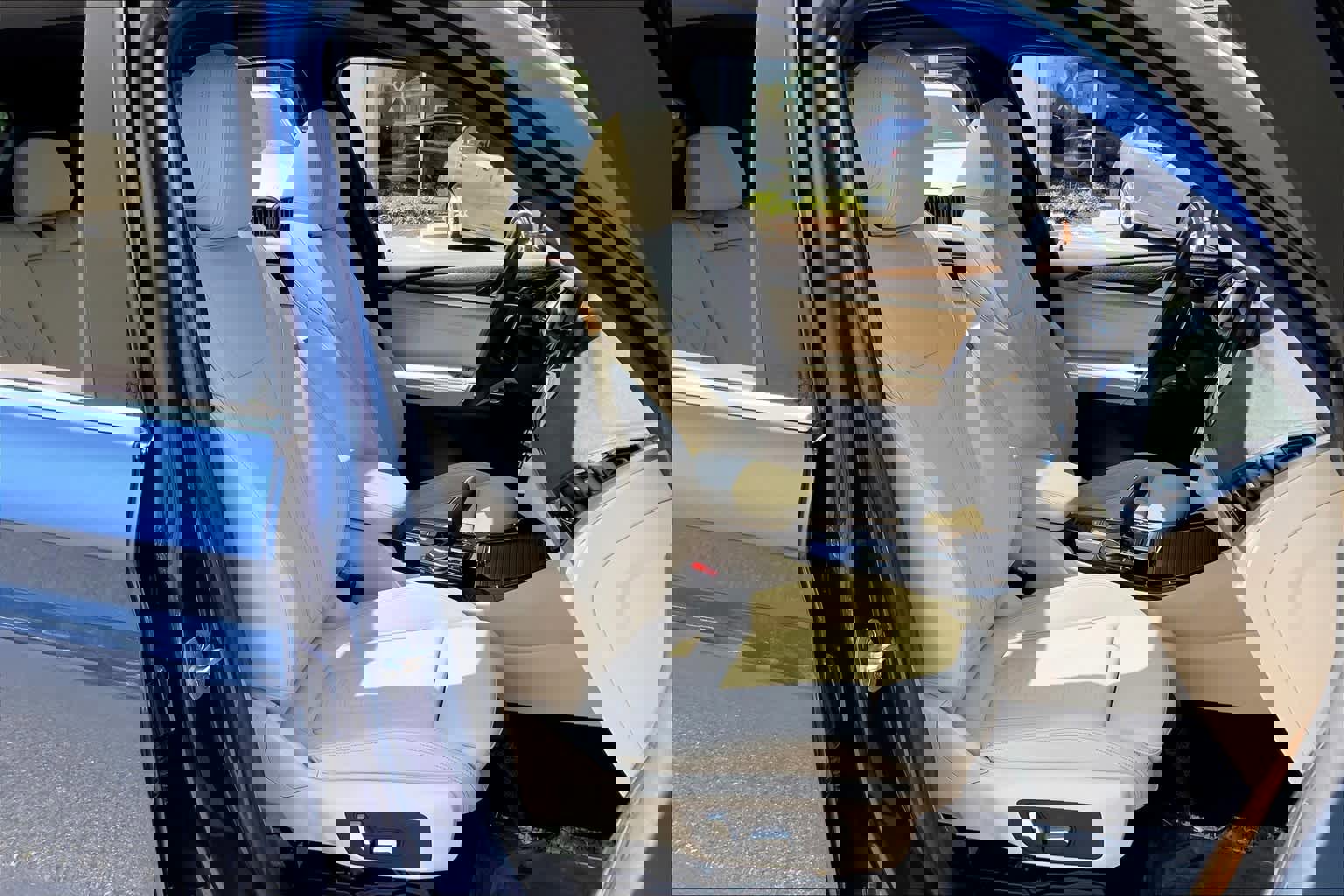 Used 2021 BMW X3 xDrive30i w/ Premium Package image 8