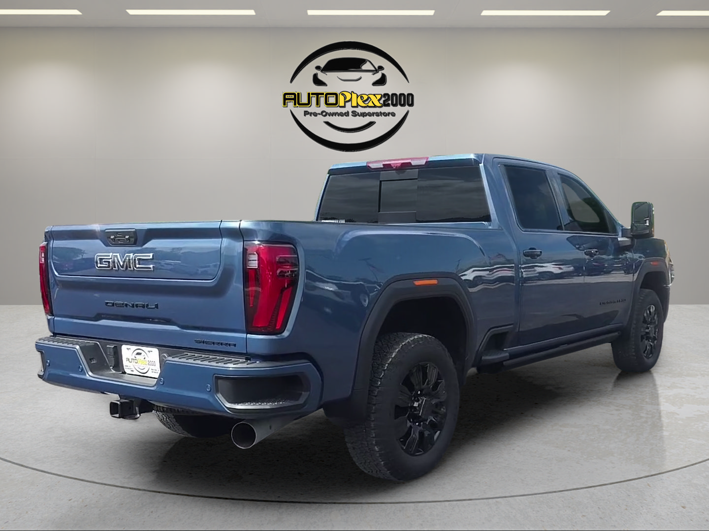 Used 2025 GMC Sierra 2500 Denali Ultimate AWD/4WD image 7