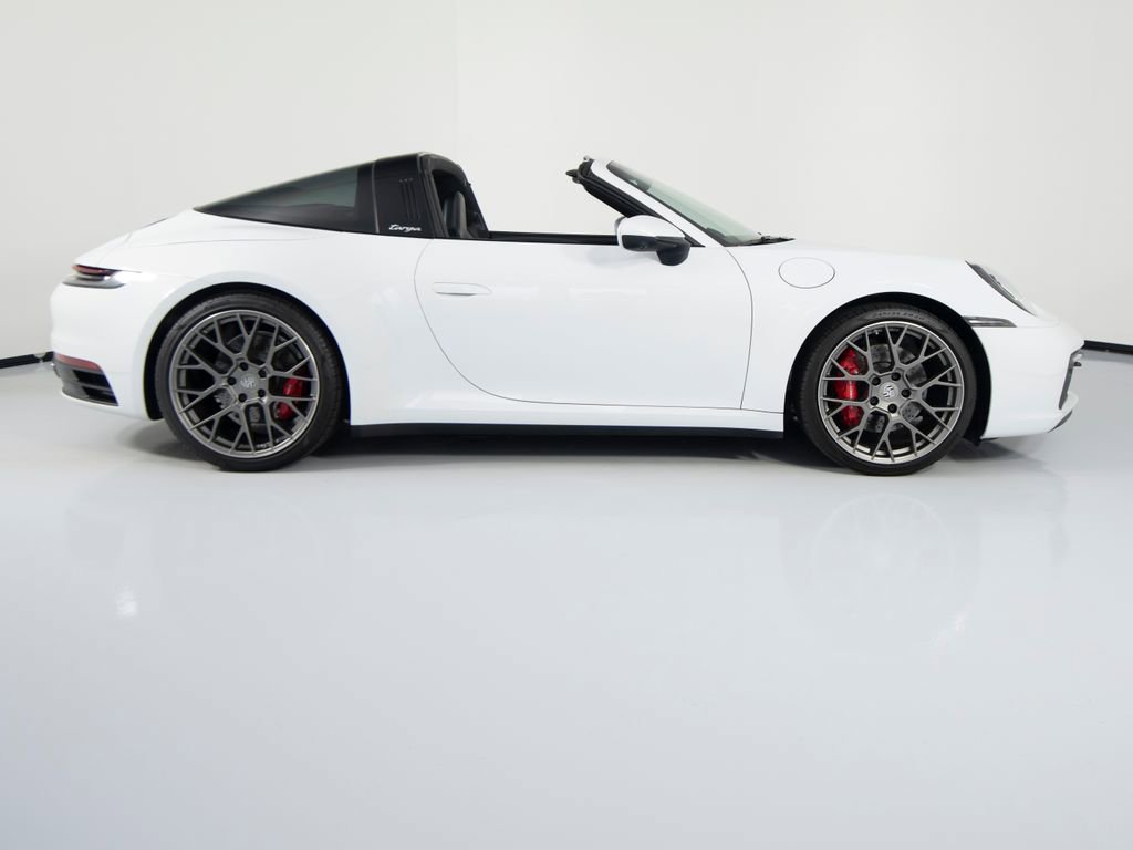Certified 2022 Porsche 911 Targa 4S AWD/4WD image 11