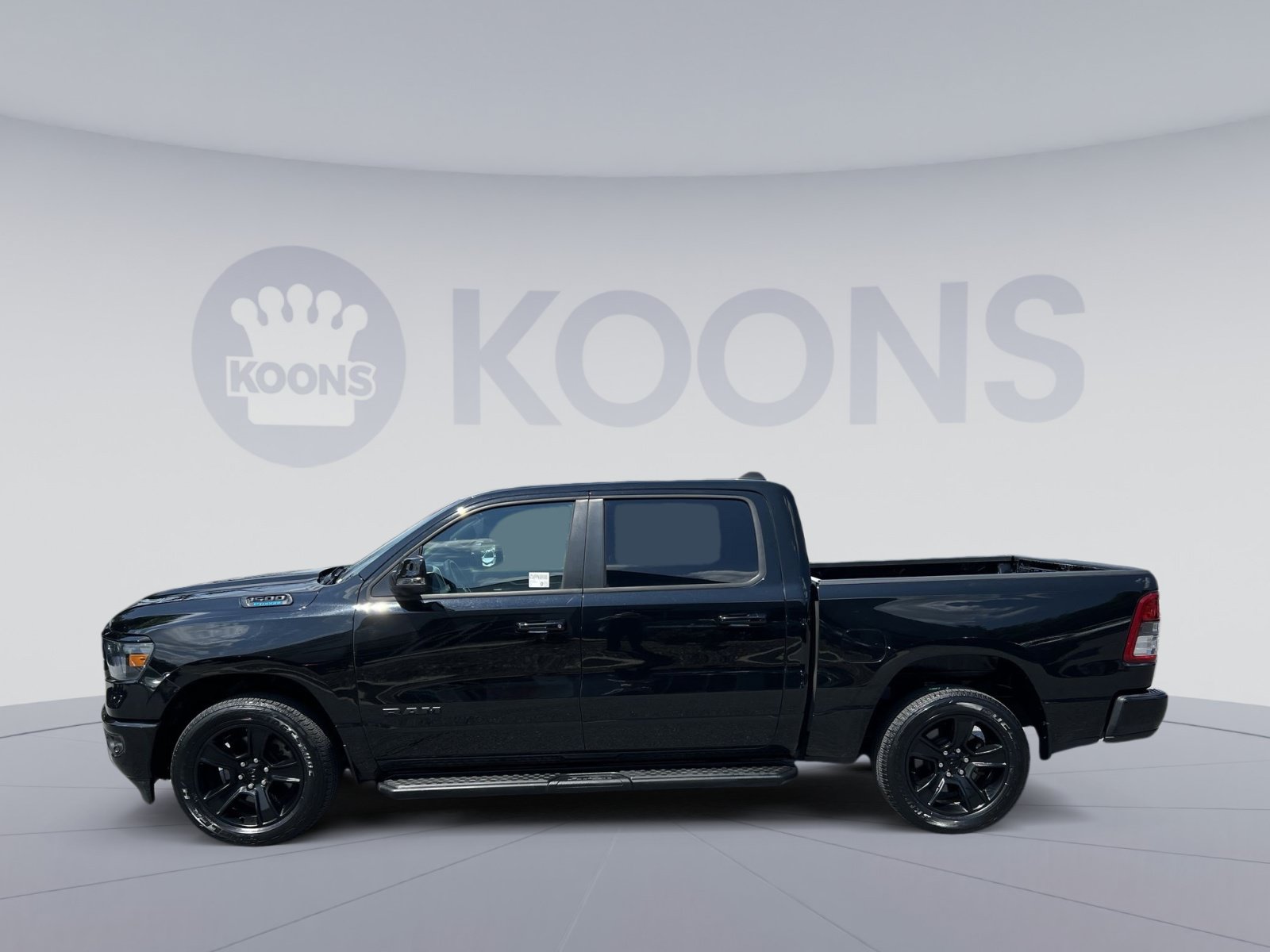 Used 2023 RAM 1500 Big Horn AWD/4WD image 2