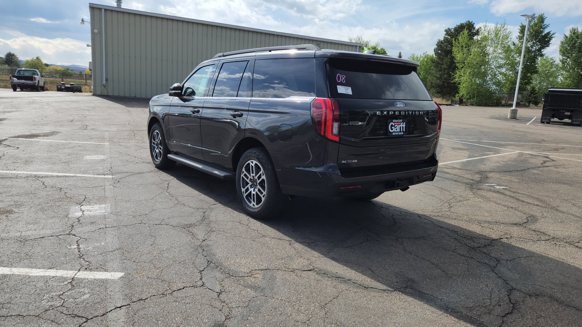 New 2026 Ford Expedition Active AWD/4WD image 9