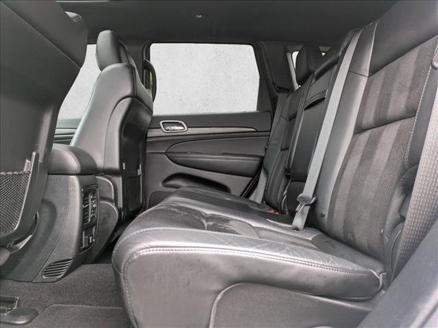 Used 2020 Jeep Grand Cherokee Altitude image 19