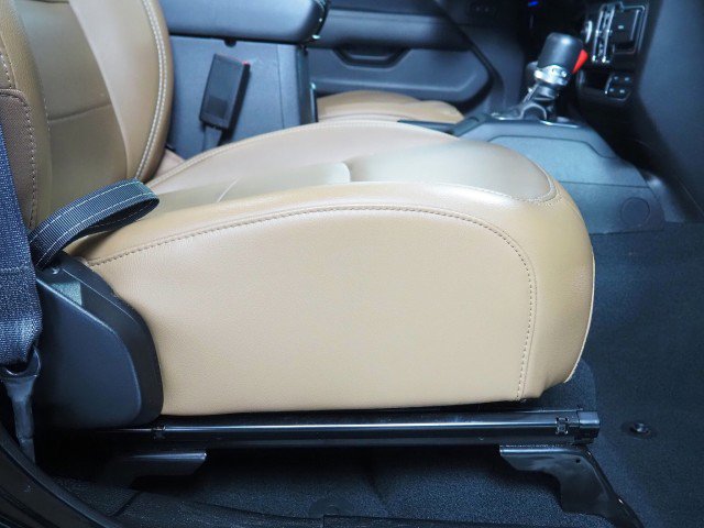 Used 2022 Jeep Wrangler Unlimited Sahara w/ Safety Group image 50