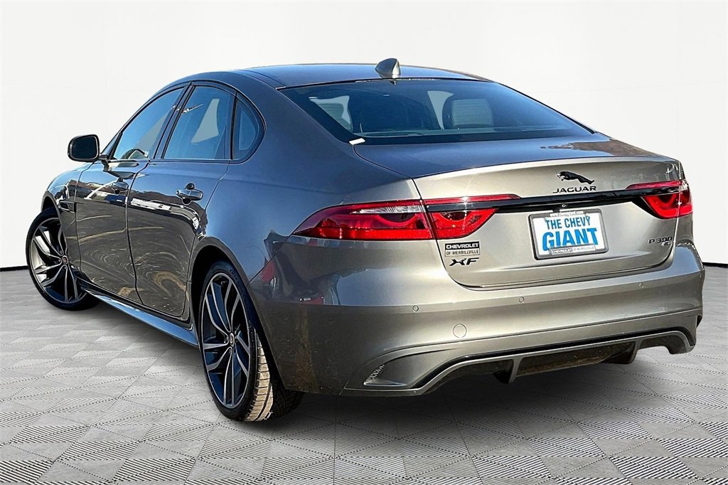 Used 2022 Jaguar XF R-Dynamic SE image 4