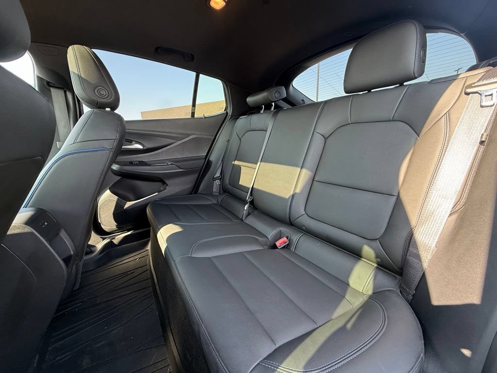 Used 2025 Buick Envista Sport Touring w/ Experience Buick Package FWD image 24