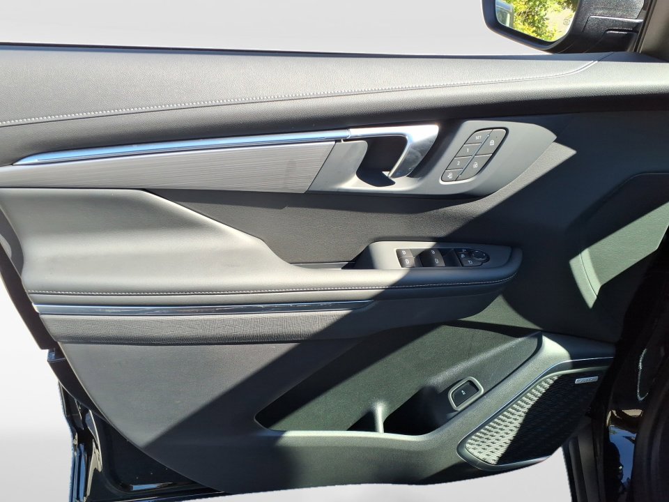 New 2026 Buick Enclave Preferred w/ Power Package image 17