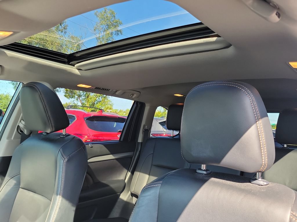 Used 2019 Toyota Highlander XLE FWD image 25